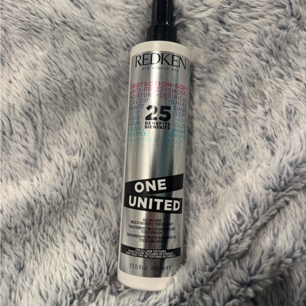 Redken One United Hair Treatment - Black and Silver